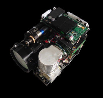CCS JIR-2640 ระบายความร้อนด้วย MWIR Thermal Imager ซูมต่อเนื่องป้องกันการกระแทกที่คุ้มค่า